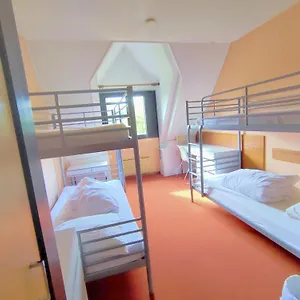 Hotel La Moraine, Garin